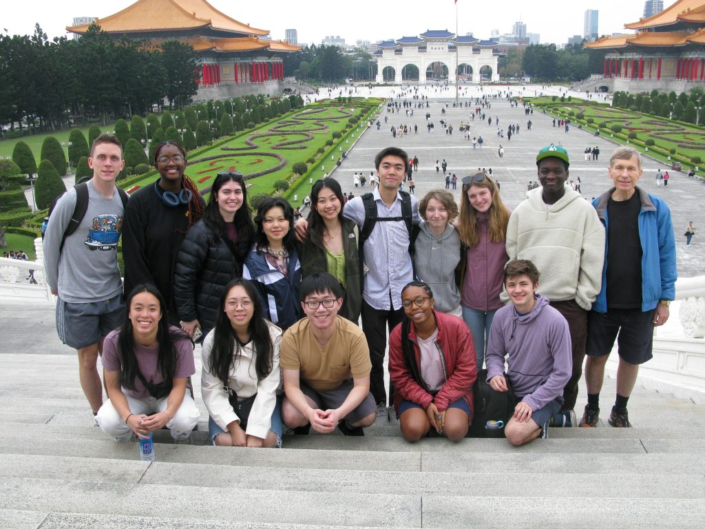 Students in the 2024 Winter Study travel course in Taiwan pose at the Chiang Kai-shek Memorial.
